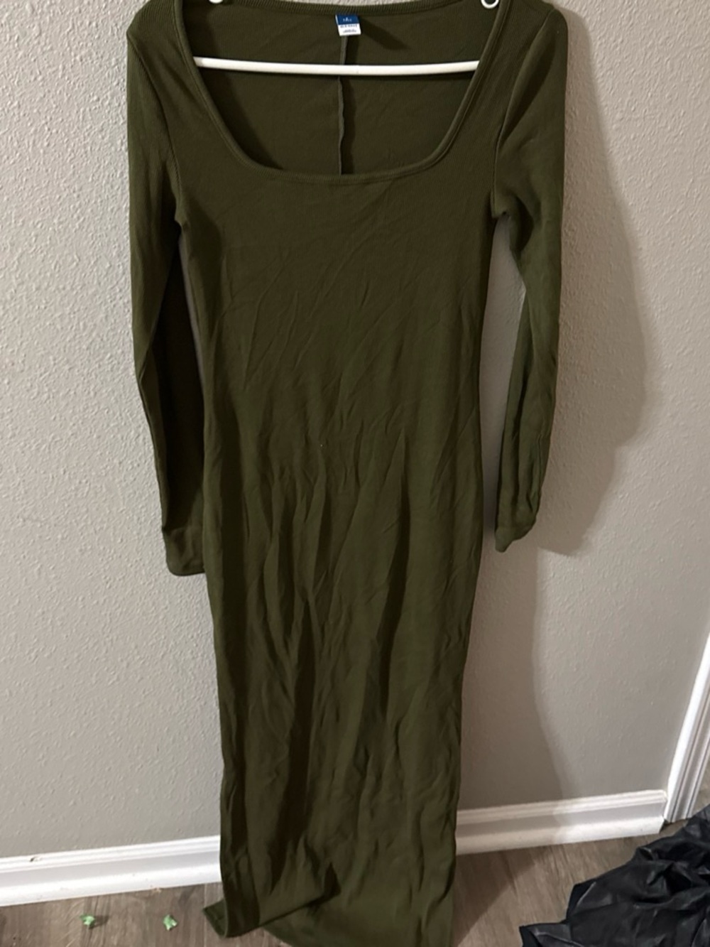 Old Navy Olive Green Long Sleeve Maxi Dress